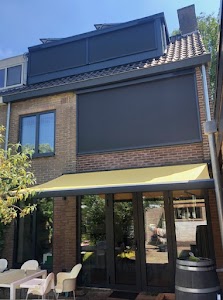 Dakkapel screens 1 Frisse Zonwering plaats foto